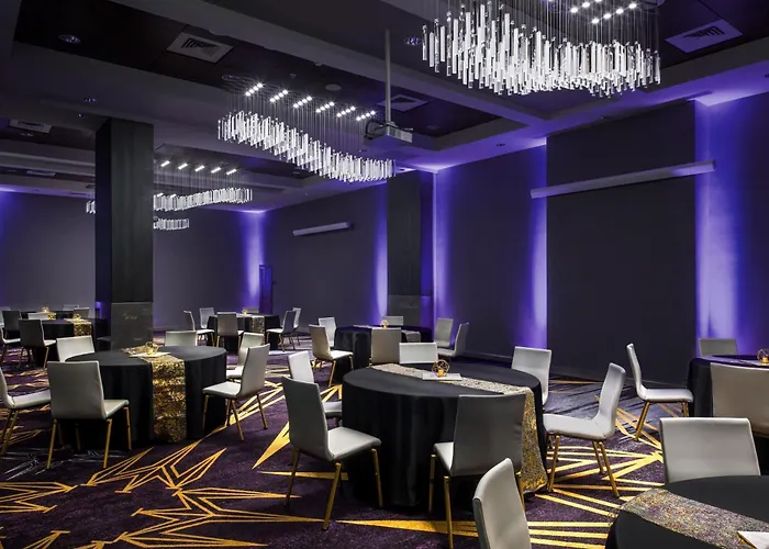 By Marriott Downtown/university 3* Tempe