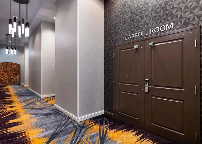 By Marriott Downtown/university 3* Tempe
