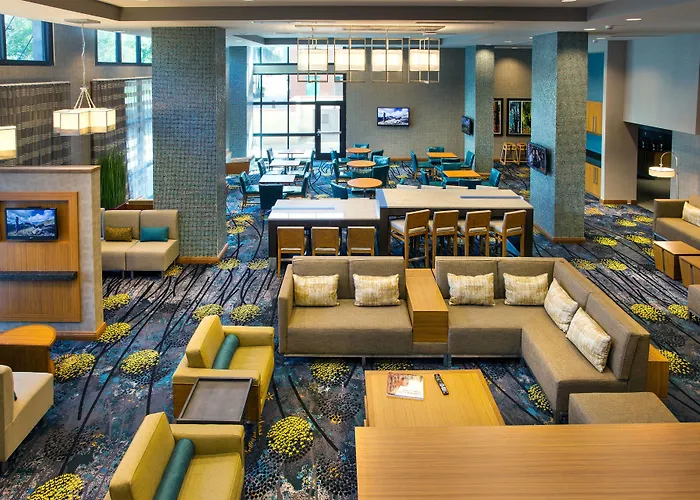 Hotel By Marriott Downtown/university