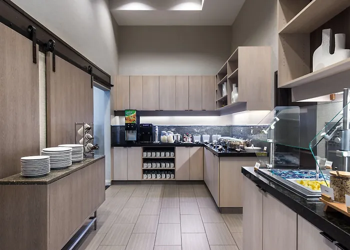By Marriott Downtown/university 3* Tempe